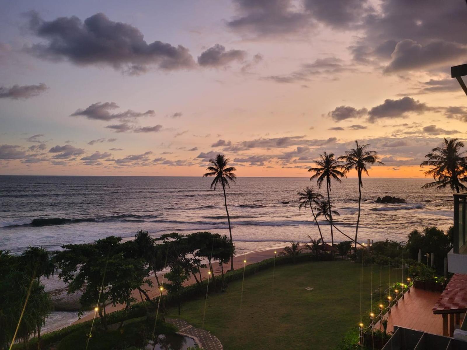 Hasara Oceanfront Apartments Galle Dış mekan fotoğraf