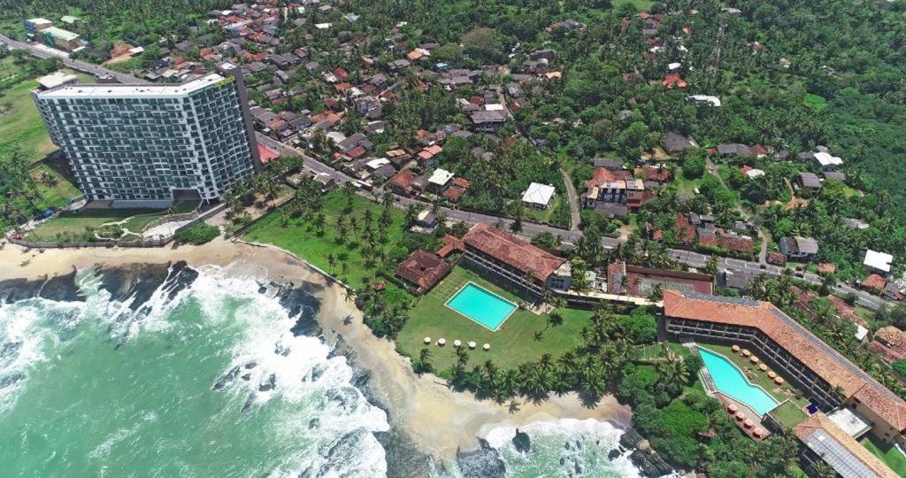 Hasara Oceanfront Apartments Galle Dış mekan fotoğraf